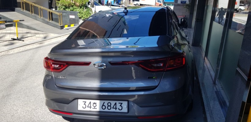 c65c5eea667b3dc3ada9de06d141d953_1538111